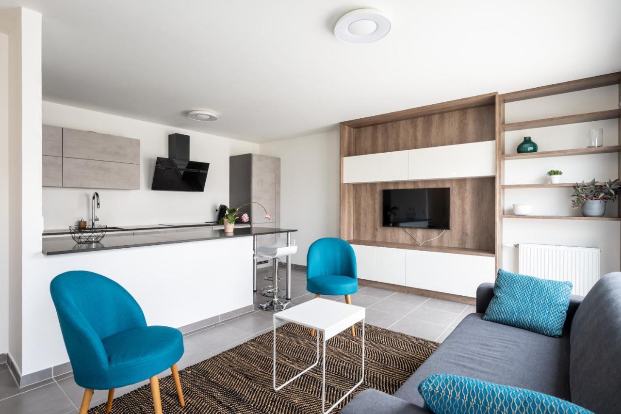 Appartement De Standing Avec Grande Terrasse Villeurbanne Bagian luar foto
